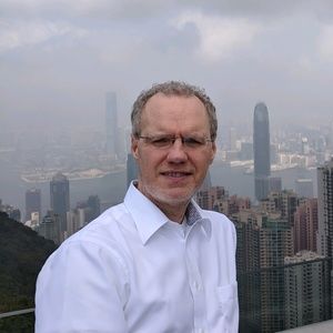 Meet your Posher, Bradlet